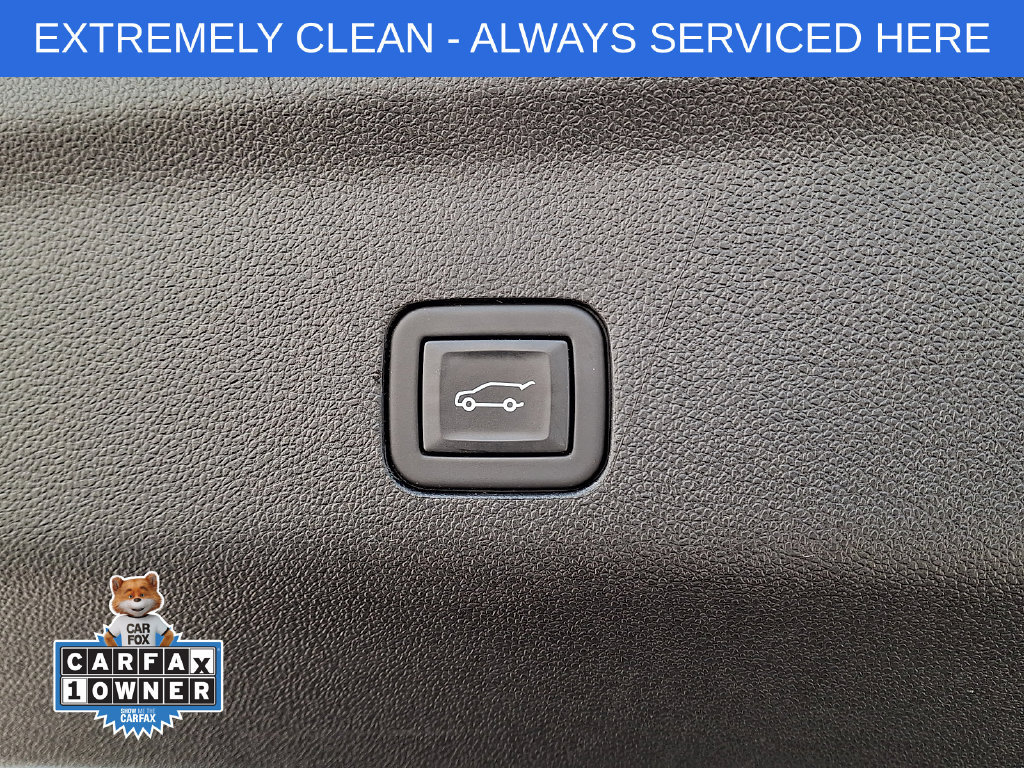 Used 2024 GMC Yukon SLT w/ SLT Luxury Package AWD/4WD image 30