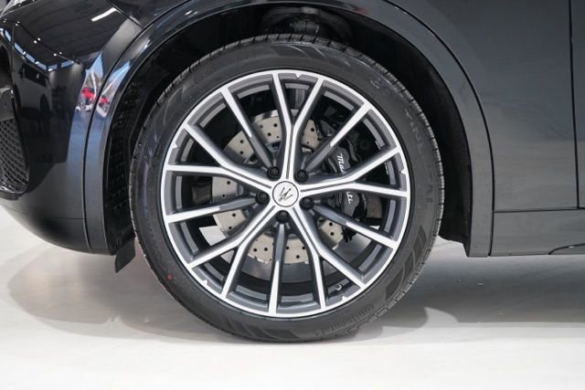 New 2026 Maserati Grecale Modena image 11