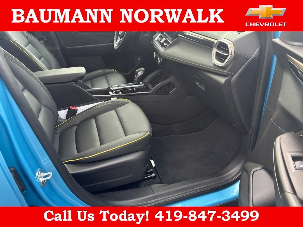 Used 2025 Chevrolet TrailBlazer ACTIV w/ Convenience Package AWD/4WD image 37