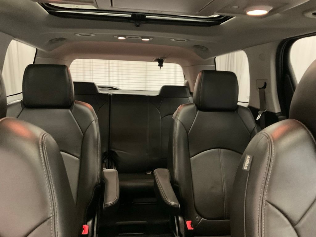 Used 2017 GMC Acadia Limited SLT AWD/4WD image 30