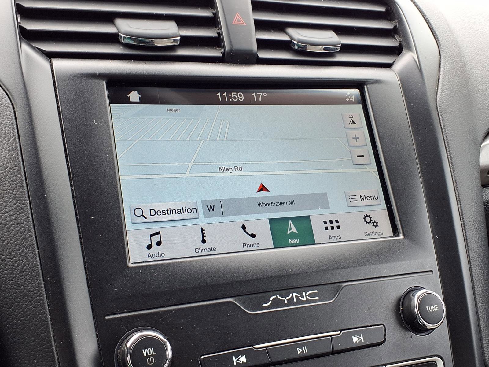 Used 2019 Ford Fusion SE image 9