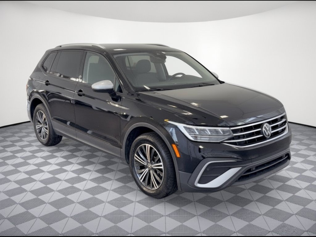 Used 2024 Volkswagen Tiguan Wolfsburg Edition FWD image 7