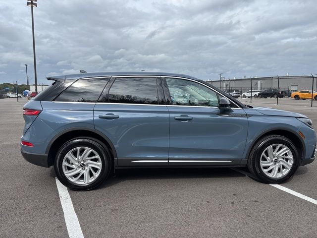 Certified 2025 Lincoln Corsair FWD image 5