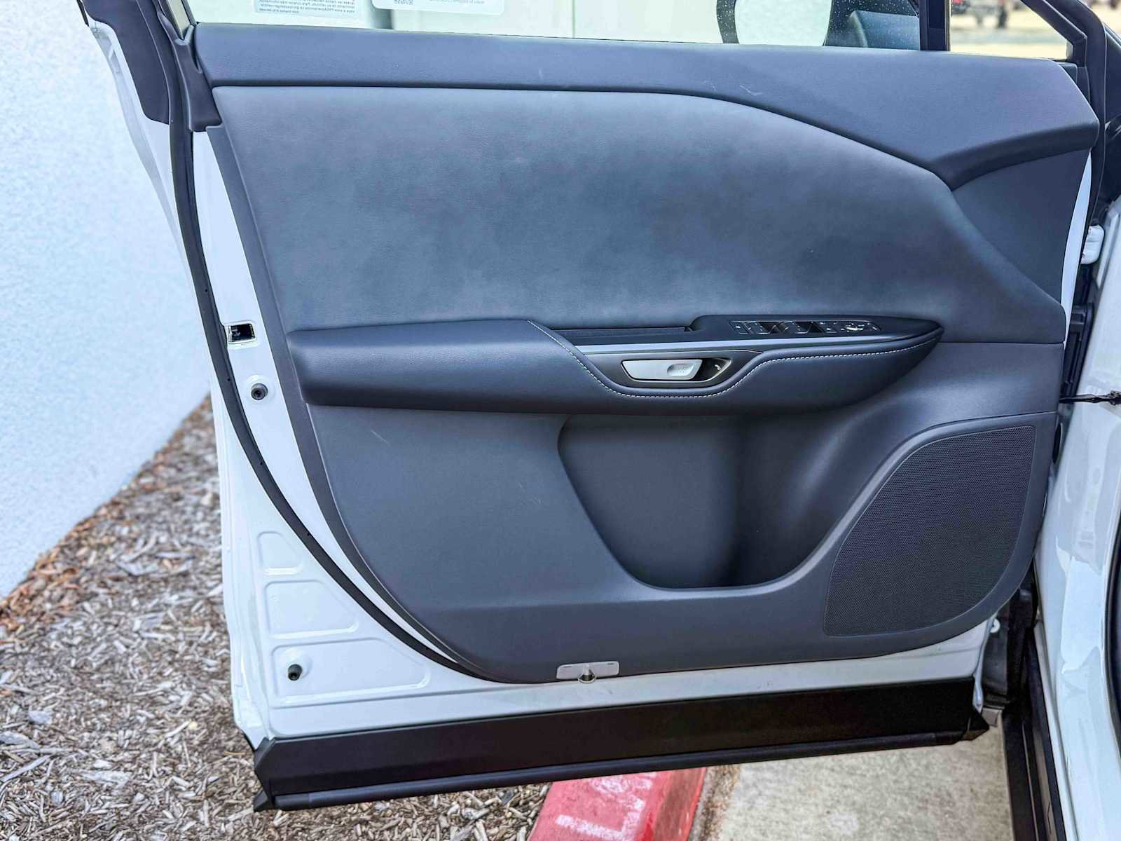 Used 2025 Lexus RZ 300e FWD image 21