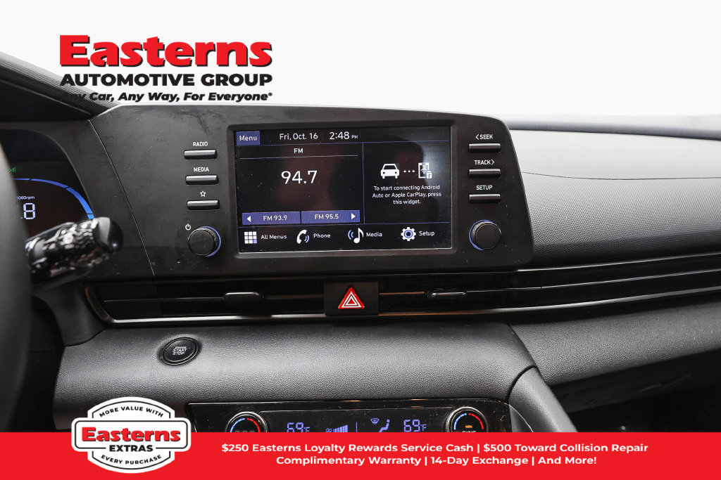 Used 2026 Hyundai Elantra Sport FWD image 12