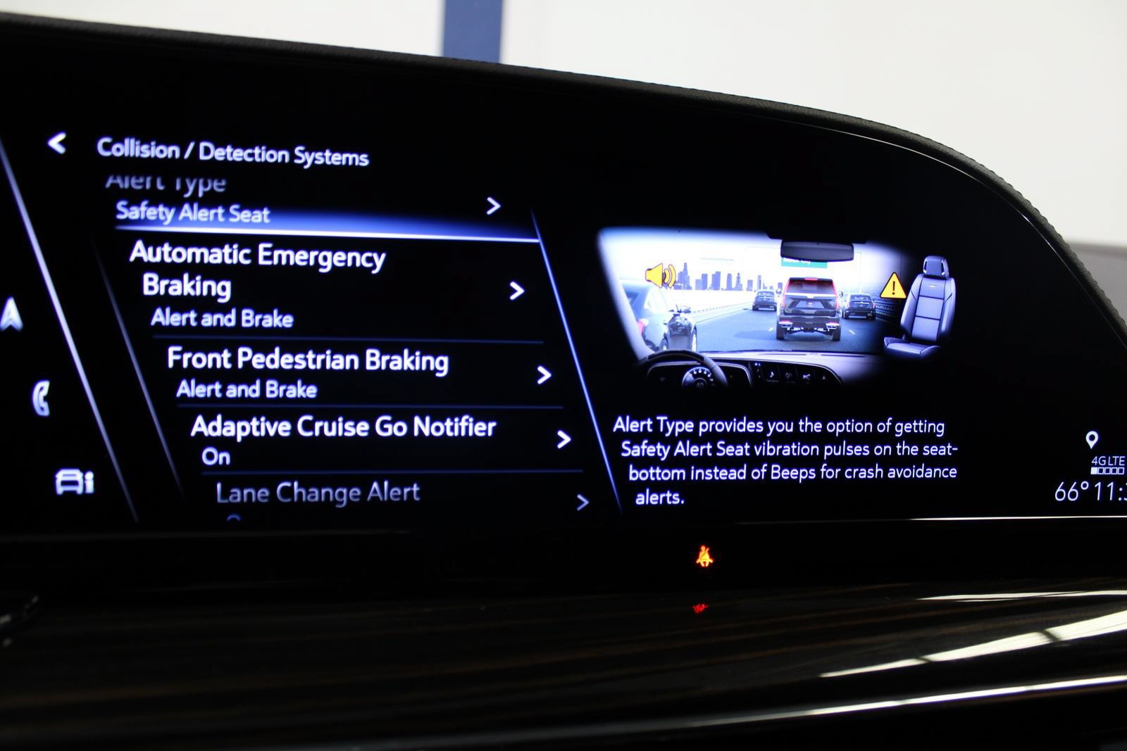 Used 2023 Cadillac Escalade ESV Premium Luxury w/ Performance Package AWD/4WD image 43