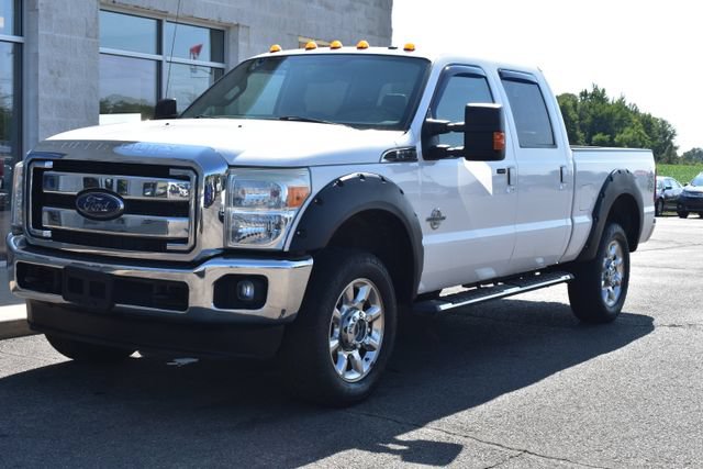 Used 2016 Ford F250 Lariat w/ Lariat Ultimate Package AWD/4WD image 16