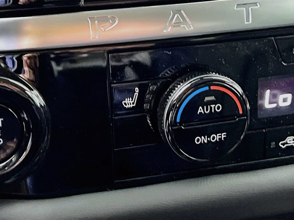 New 2026 Nissan Pathfinder SL AWD/4WD image 18