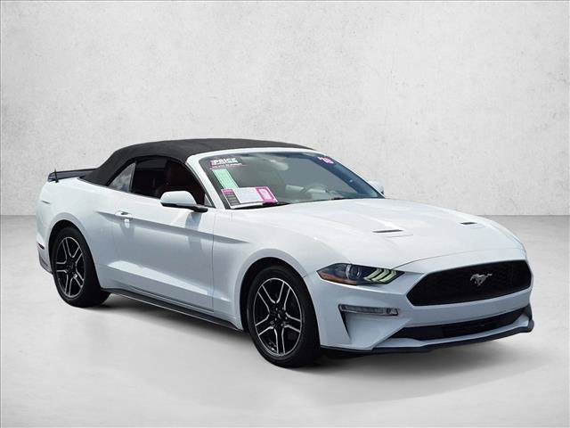 Used 2018 Ford Mustang Premium RWD image 3