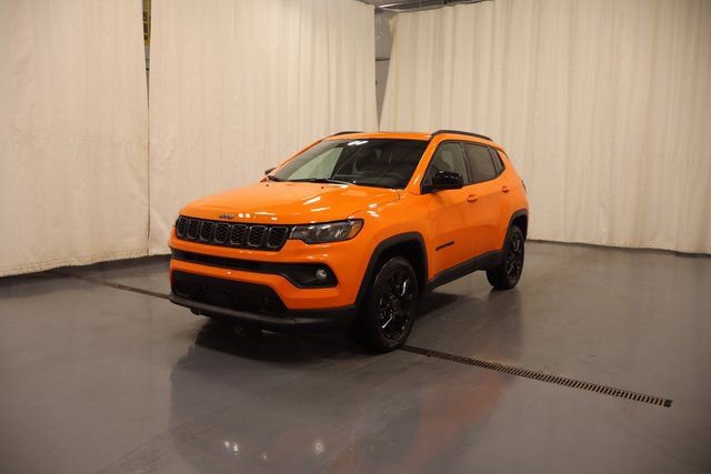 New 2026 Jeep Compass Latitude w/ Sun and Sound Group image 5