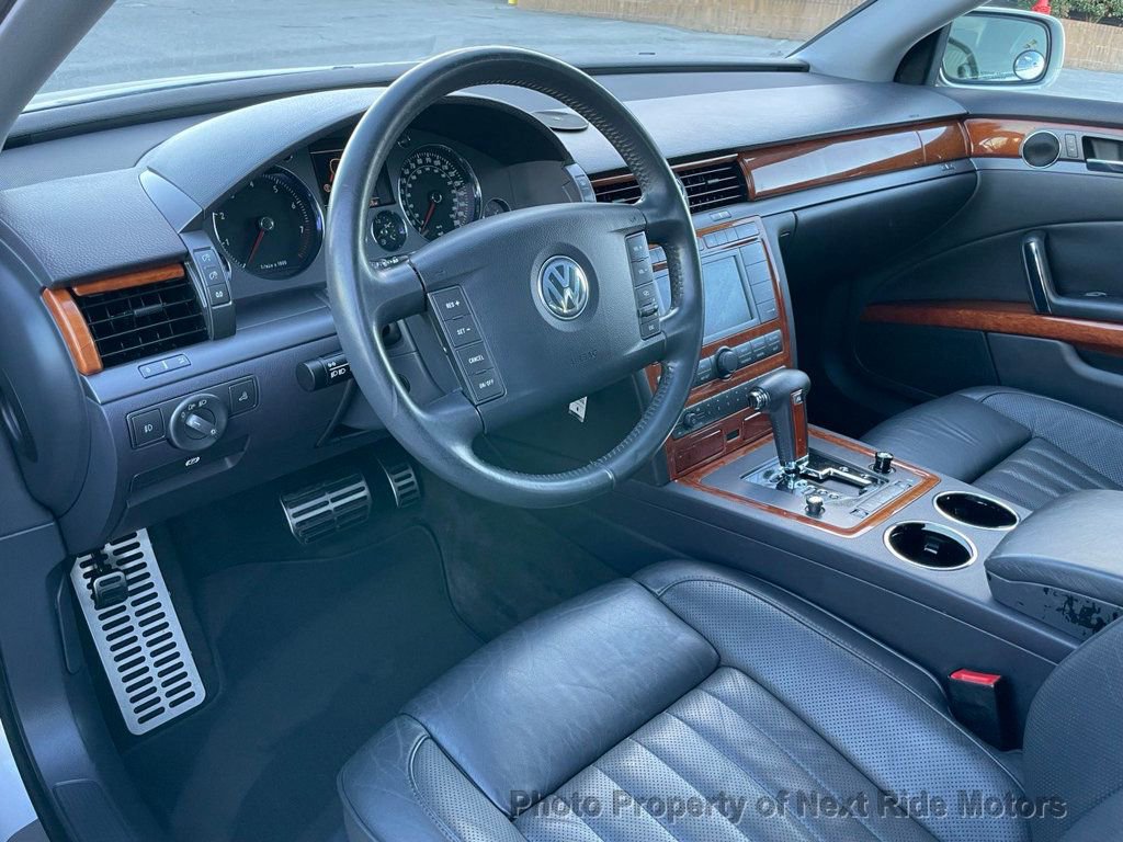 Used 2004 Volkswagen Phaeton V8 image 13