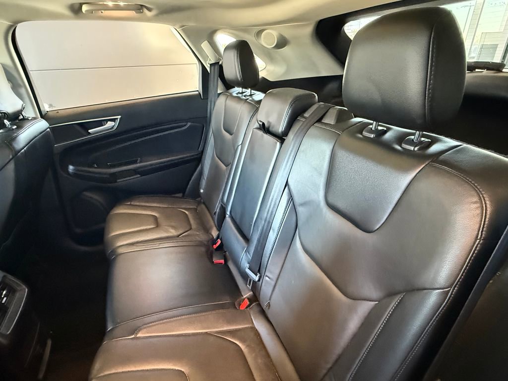 Used 2016 Ford Edge Titanium AWD/4WD image 13