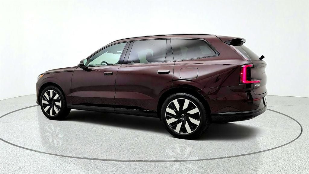 Used 2025 Volvo EX90 Plus AWD/4WD image 7