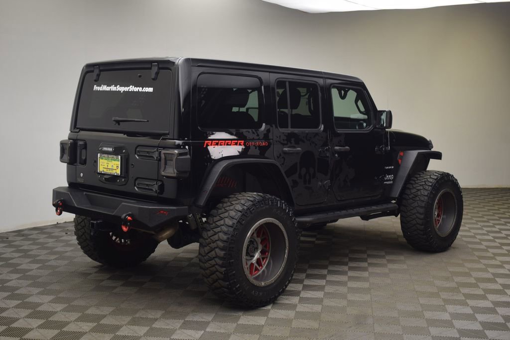 Used 2018 Jeep Wrangler Unlimited Sahara w/ Uconnect 4C Nav & Sound Group image 8