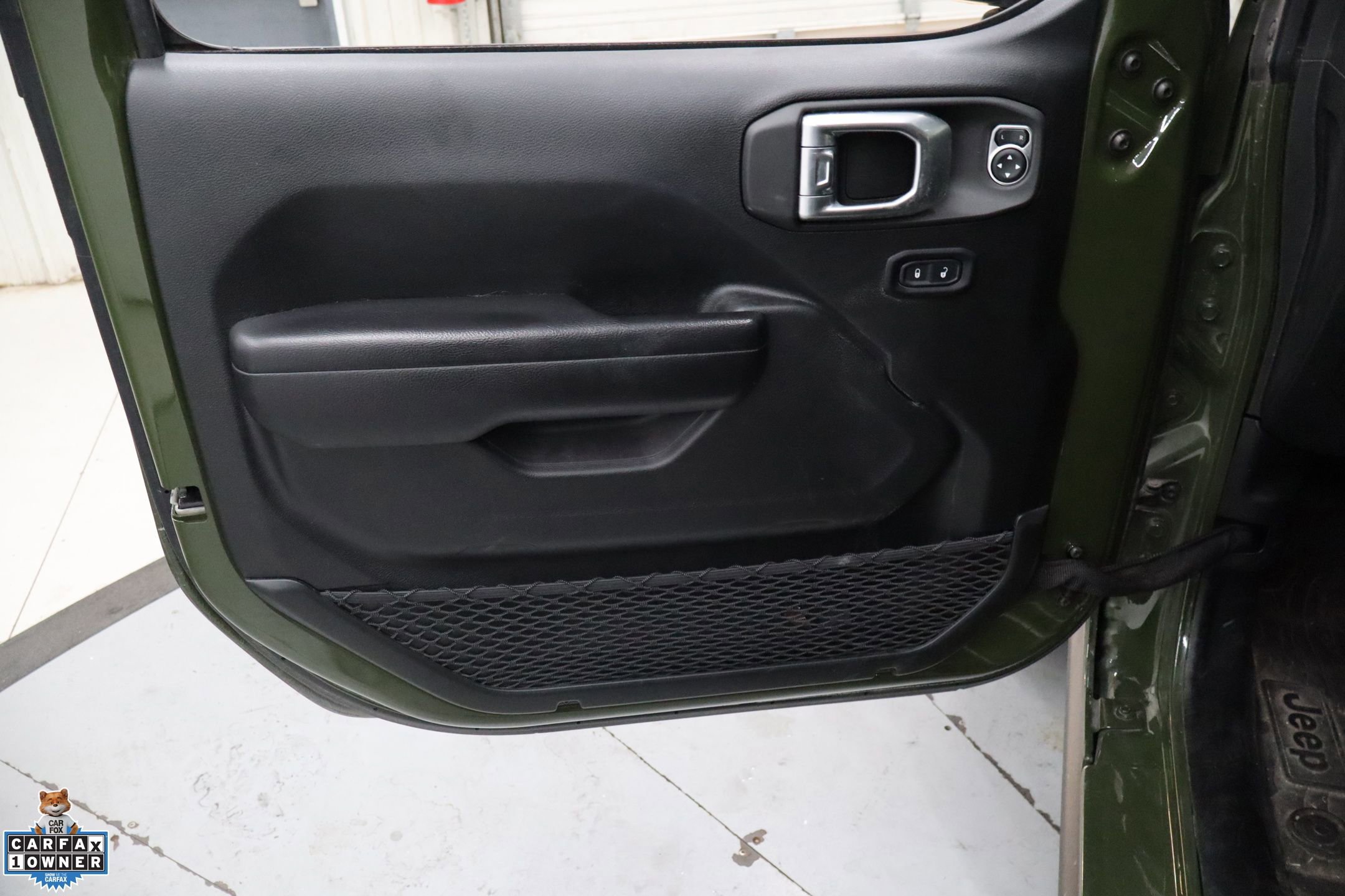 Used 2021 Jeep Wrangler Unlimited Willys image 14