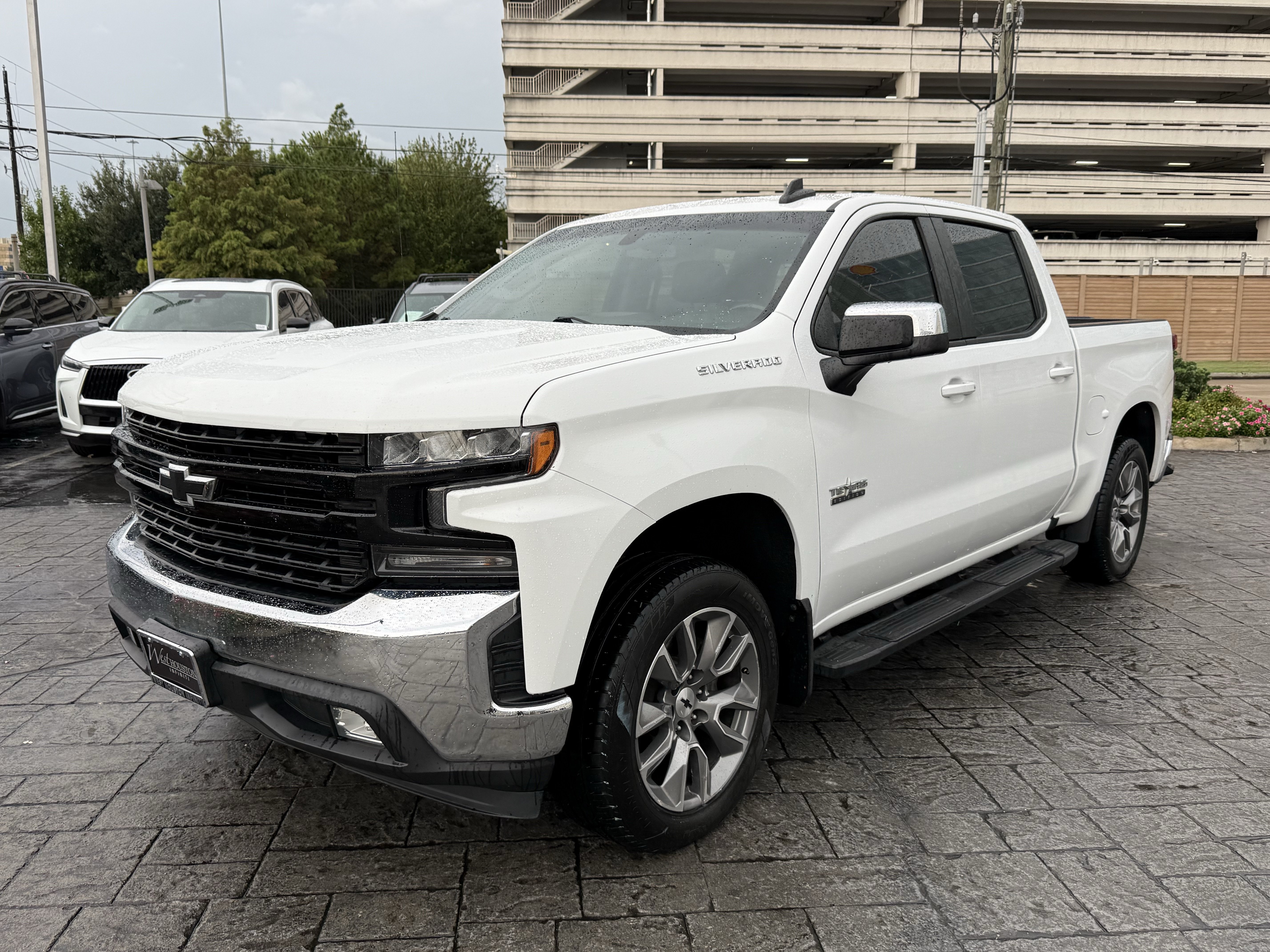 Used 2019 Chevrolet Silverado 1500 LT w/ Texas Edition RWD image 3