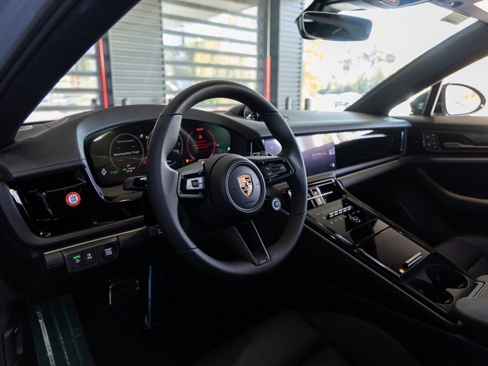 New 2026 Porsche Panamera 4 image 4