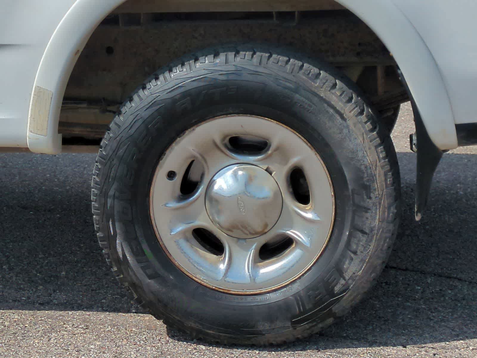 Used 2001 Ford F150 Lariat AWD/4WD image 6