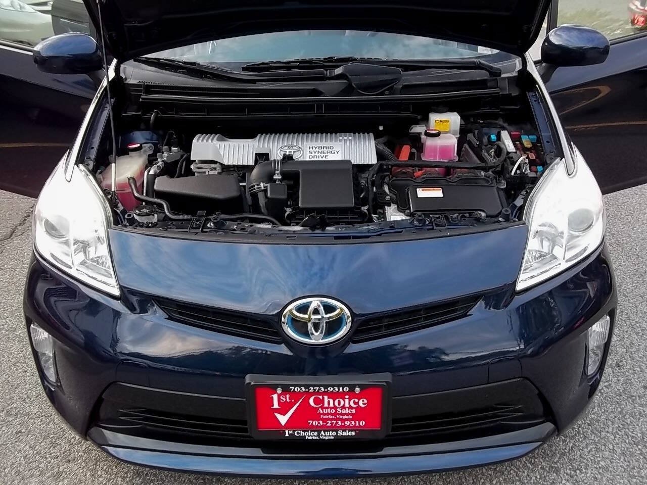 Used 2014 Toyota Prius Three FWD image 26