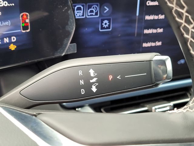 Used 2024 Chevrolet Equinox EV LT FWD image 19