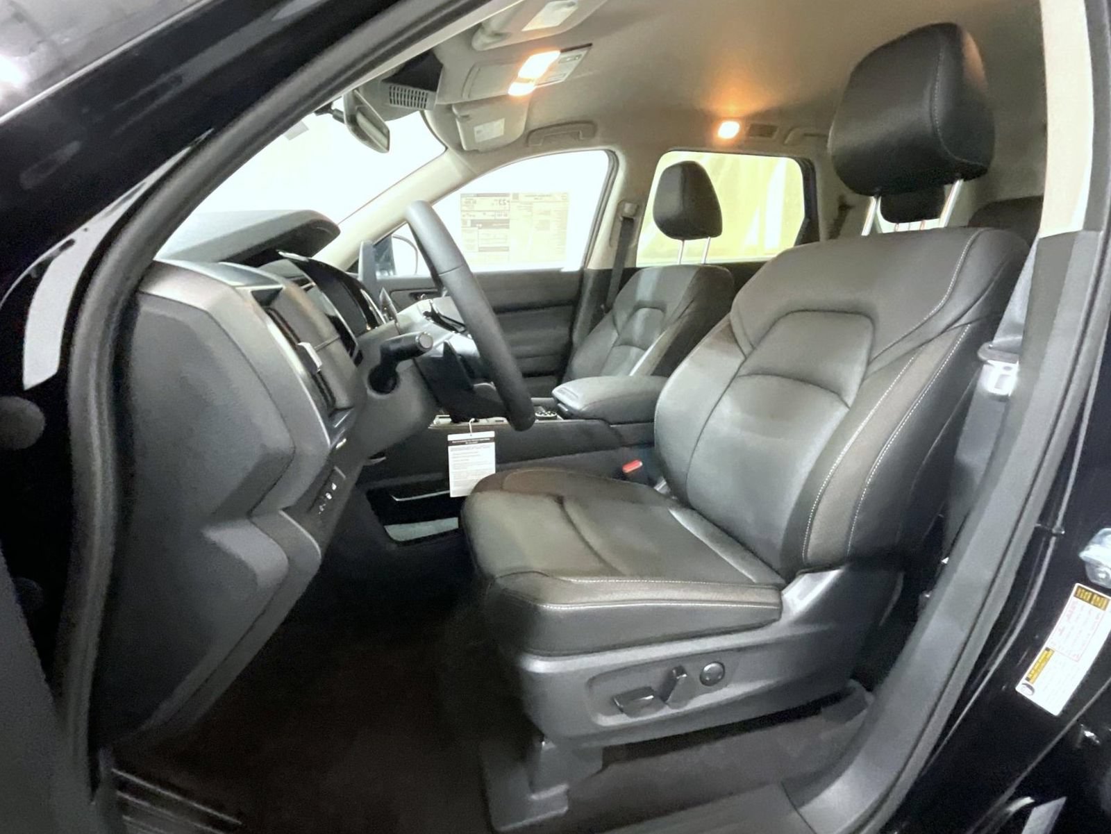 New 2026 Nissan Pathfinder SL AWD/4WD image 11
