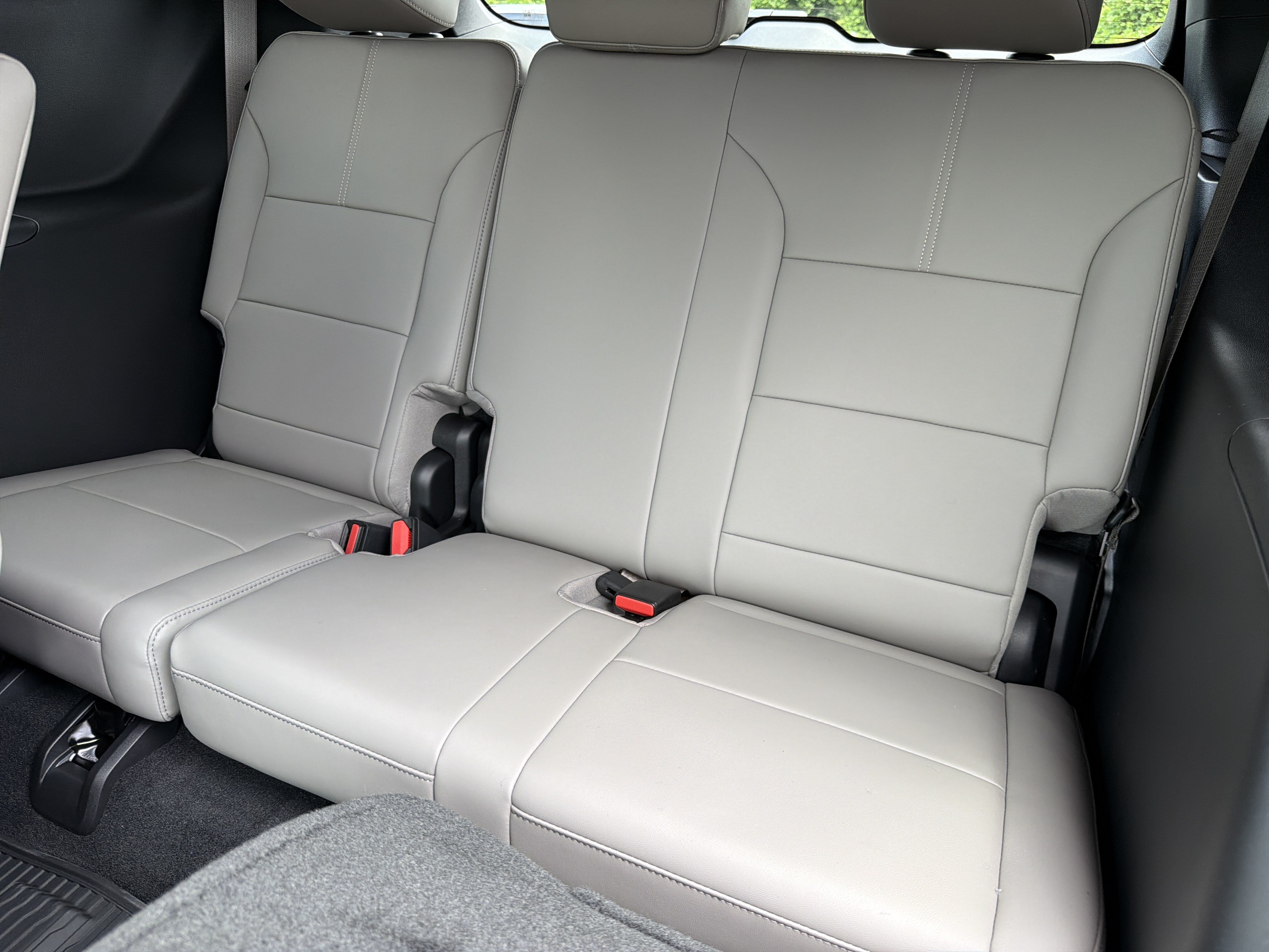 New 2026 GMC Acadia Elevation w/ Elevation Premium Package FWD image 21
