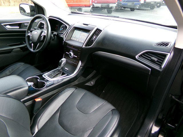 Used 2017 Ford Edge Titanium w/ Equipment Group 302A image 12