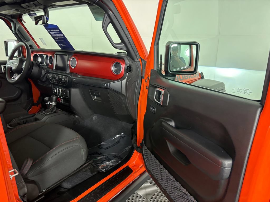 Used 2023 Jeep Gladiator Rubicon w/ Cold Weather Group AWD/4WD image 33