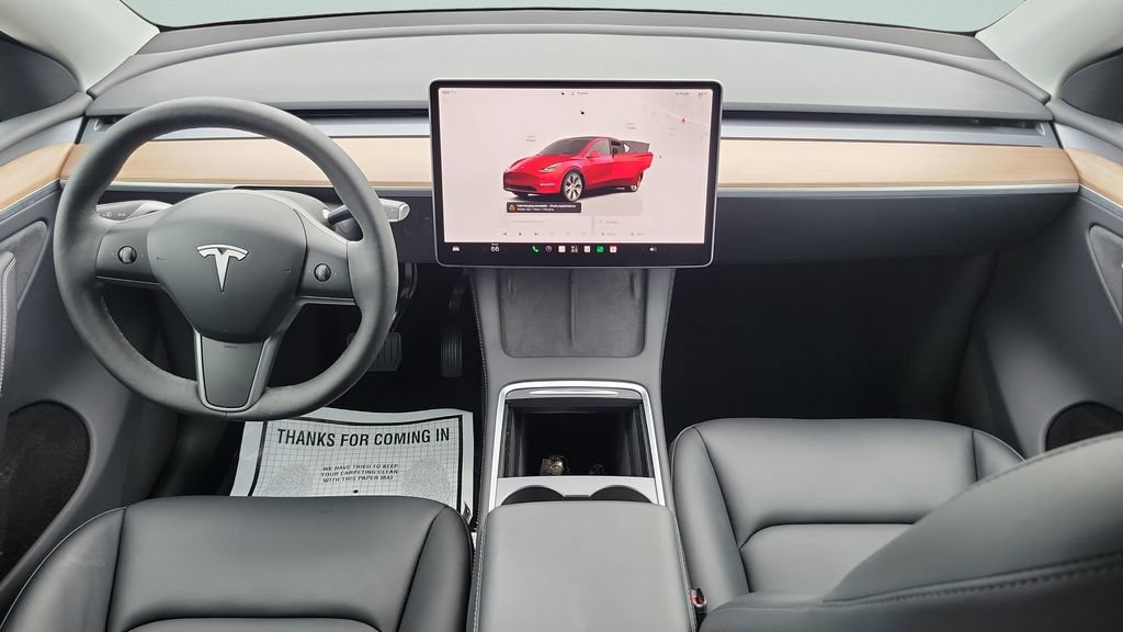 Used 2024 Tesla Model Y Long Range AWD/4WD image 10
