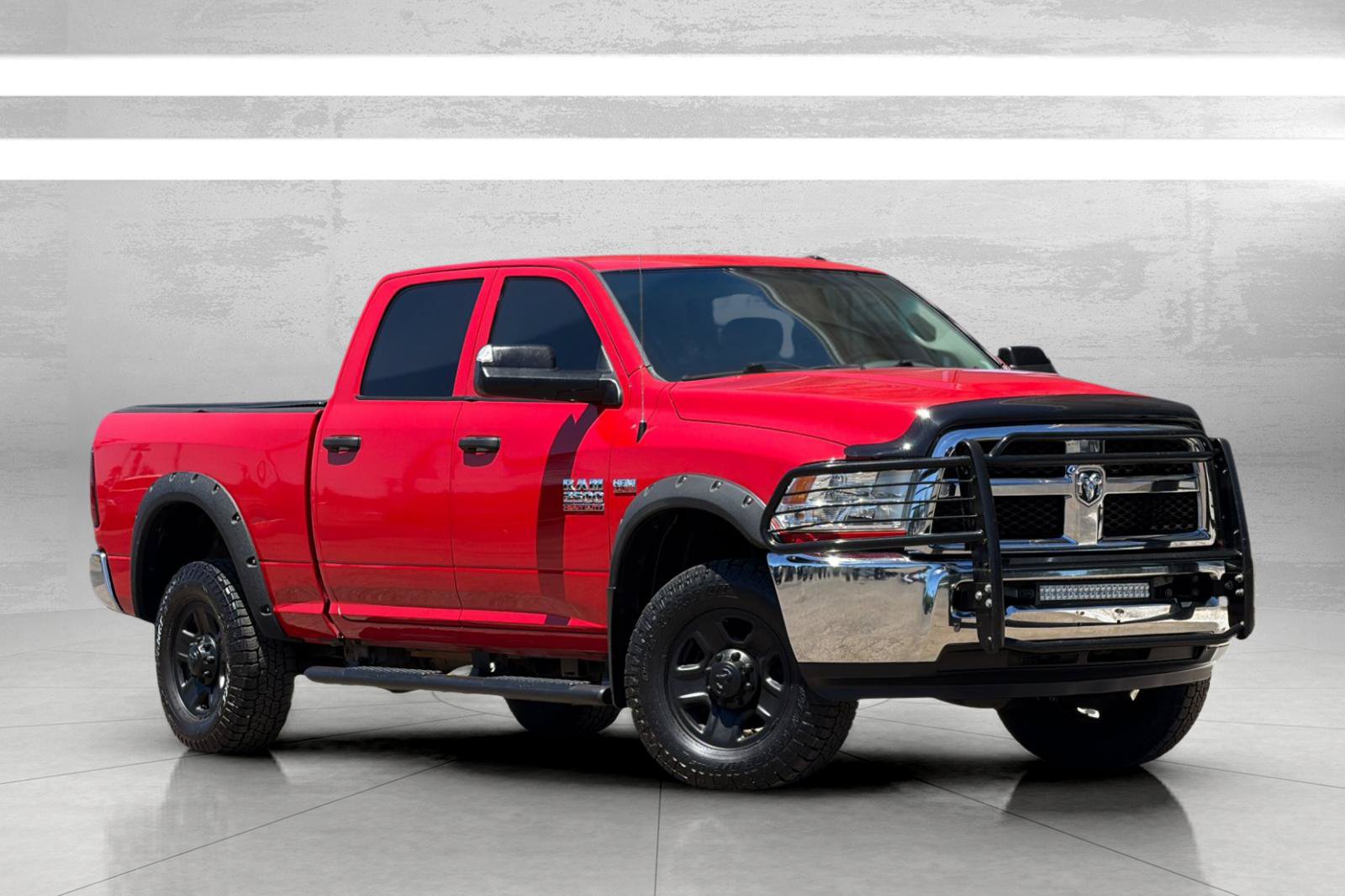 Used 2016 RAM 2500 Tradesman w/ Chrome Appearance Group AWD/4WD image 2
