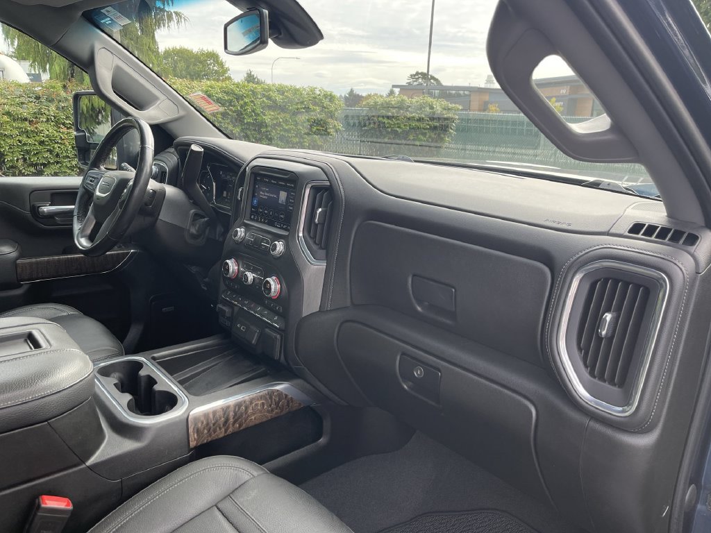 Used 2022 GMC Sierra 2500 Denali AWD/4WD image 29