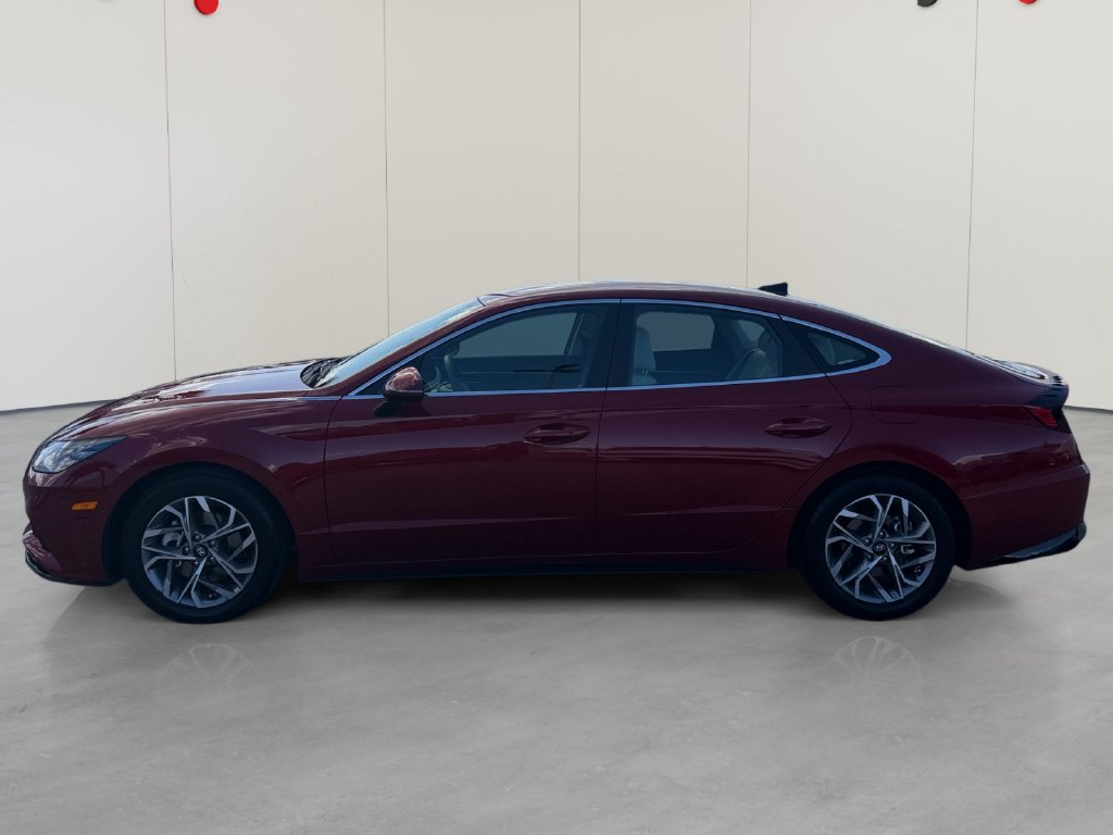 Used 2023 Hyundai Sonata SEL w/ Cargo Package FWD image 2