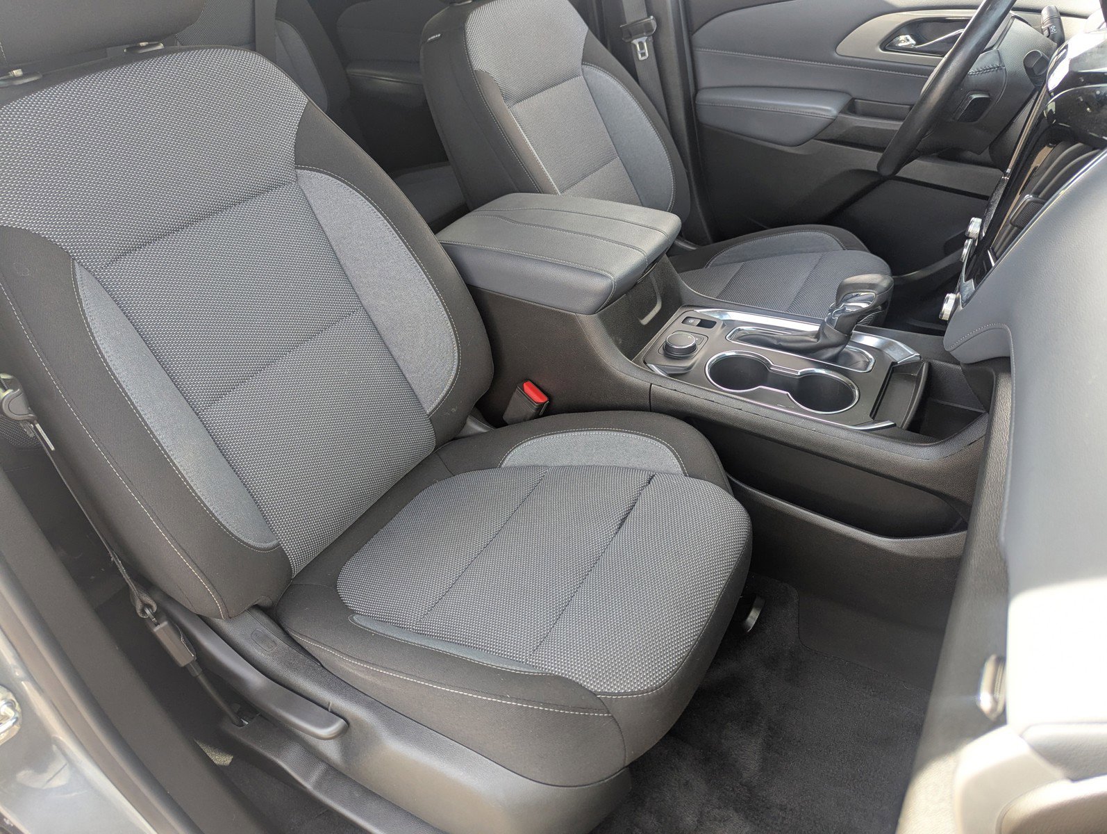 Certified 2021 Chevrolet Traverse LT image 12