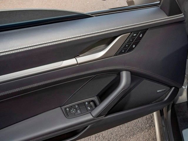 Used 2024 Porsche 911 Targa 4S image 39