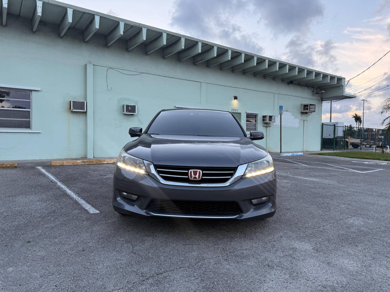 Used 2015 Honda Accord EX-L image 18