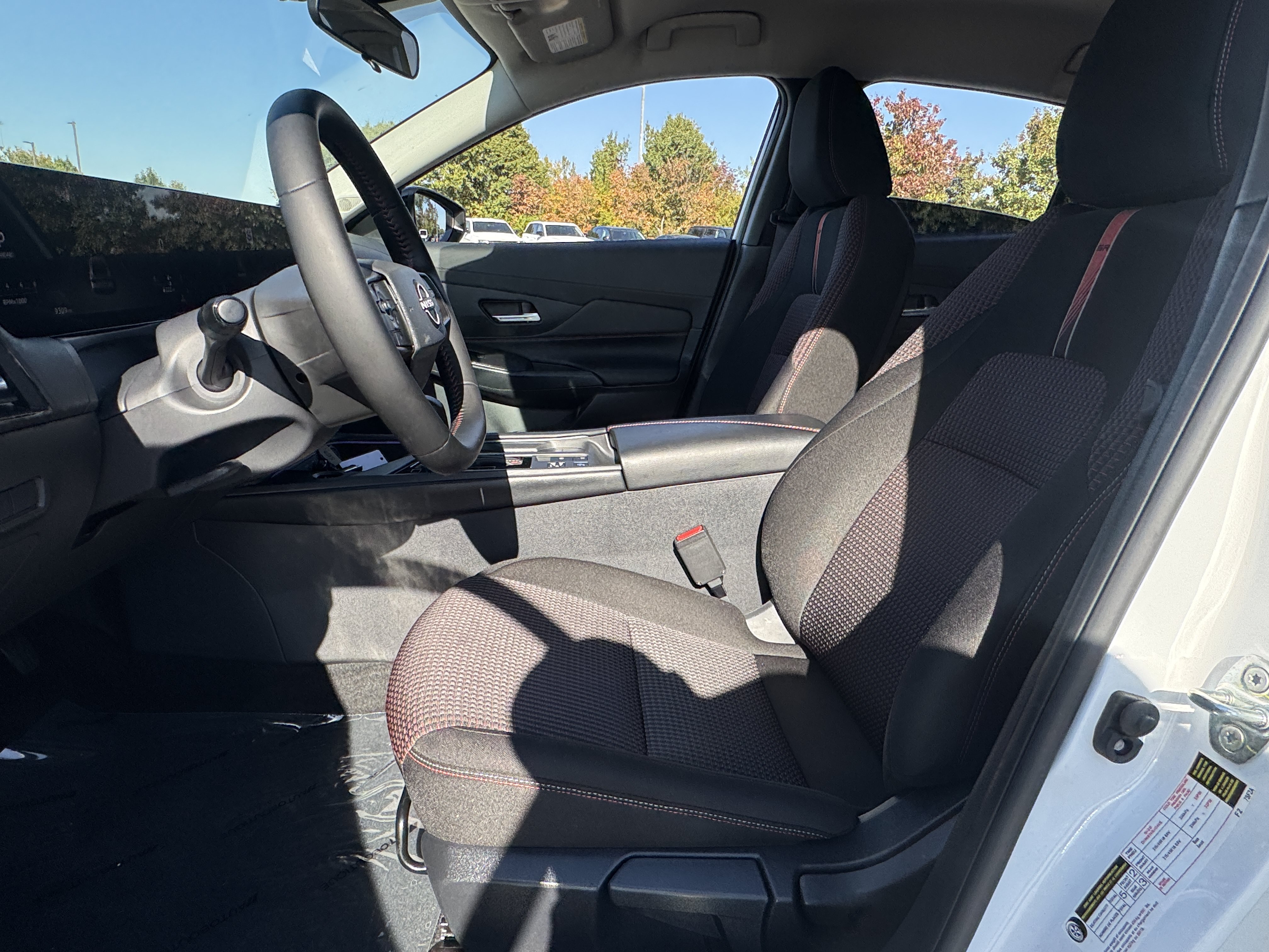 Used 2026 Nissan Sentra SR w/ Floor Mat Package FWD image 26
