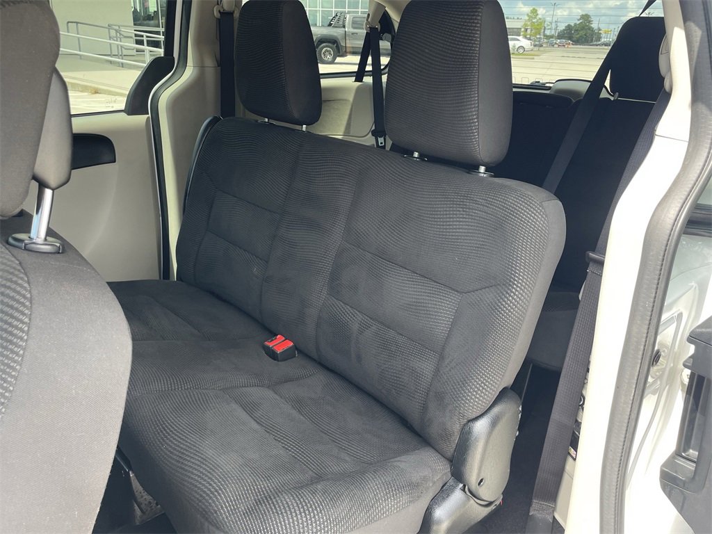 Certified 2020 Dodge Grand Caravan SE w/ UConnect Hands-Free Group image 22