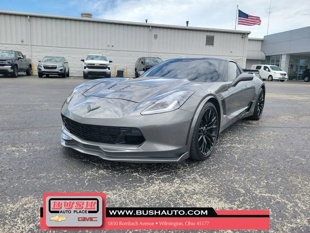 Used 2016 Chevrolet Corvette Z06 w/ 3LZ Preferred Equipment Group image 2