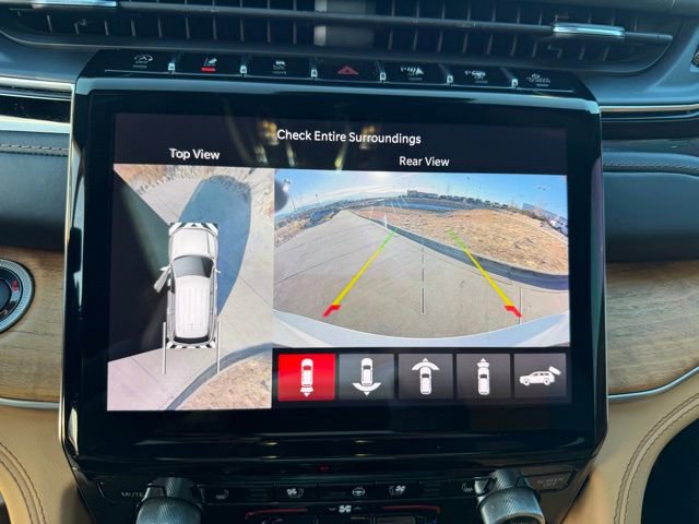 Used 2023 Jeep Grand Cherokee L Summit image 22