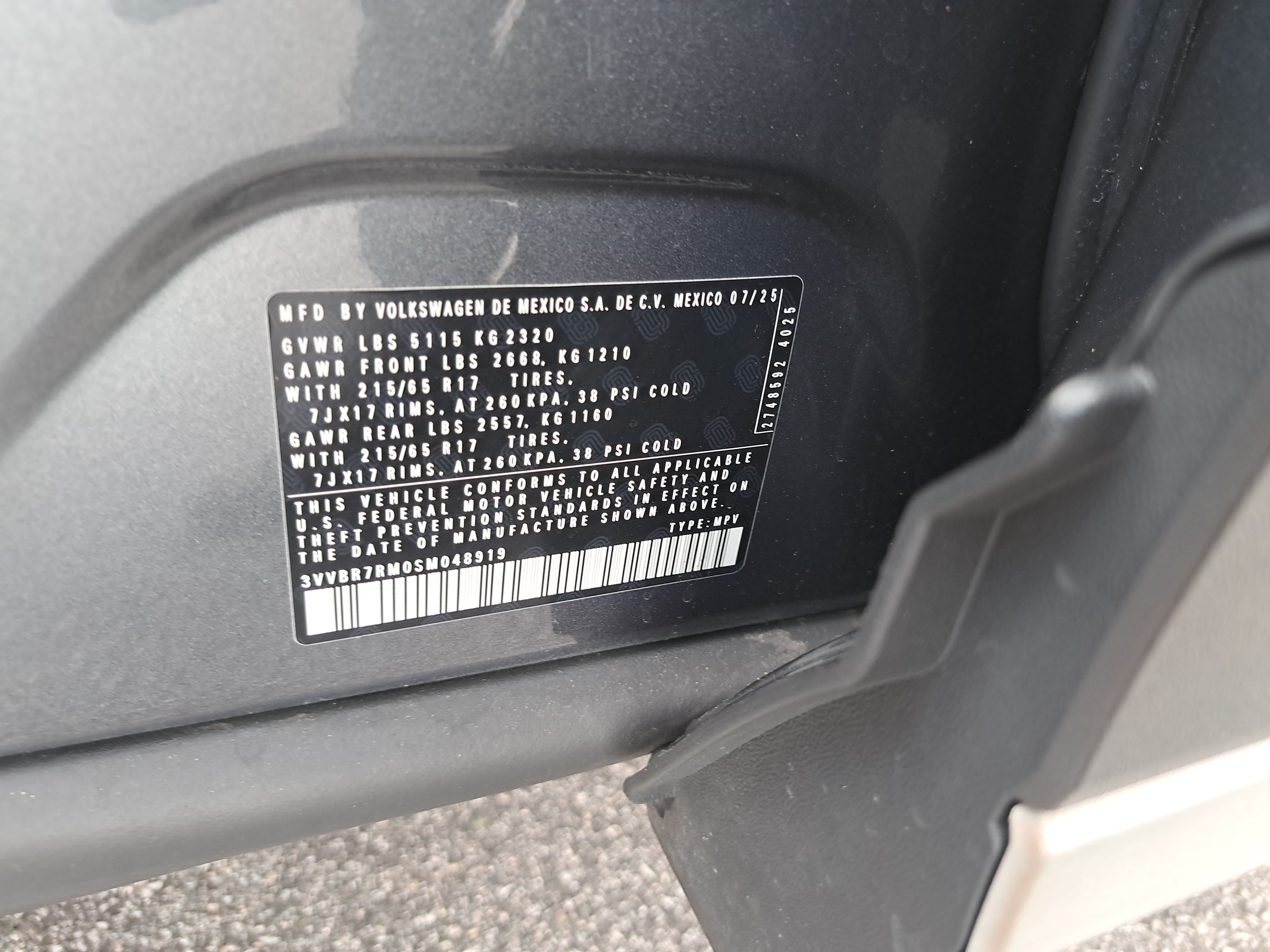 Certified 2025 Volkswagen Tiguan S AWD/4WD image 32