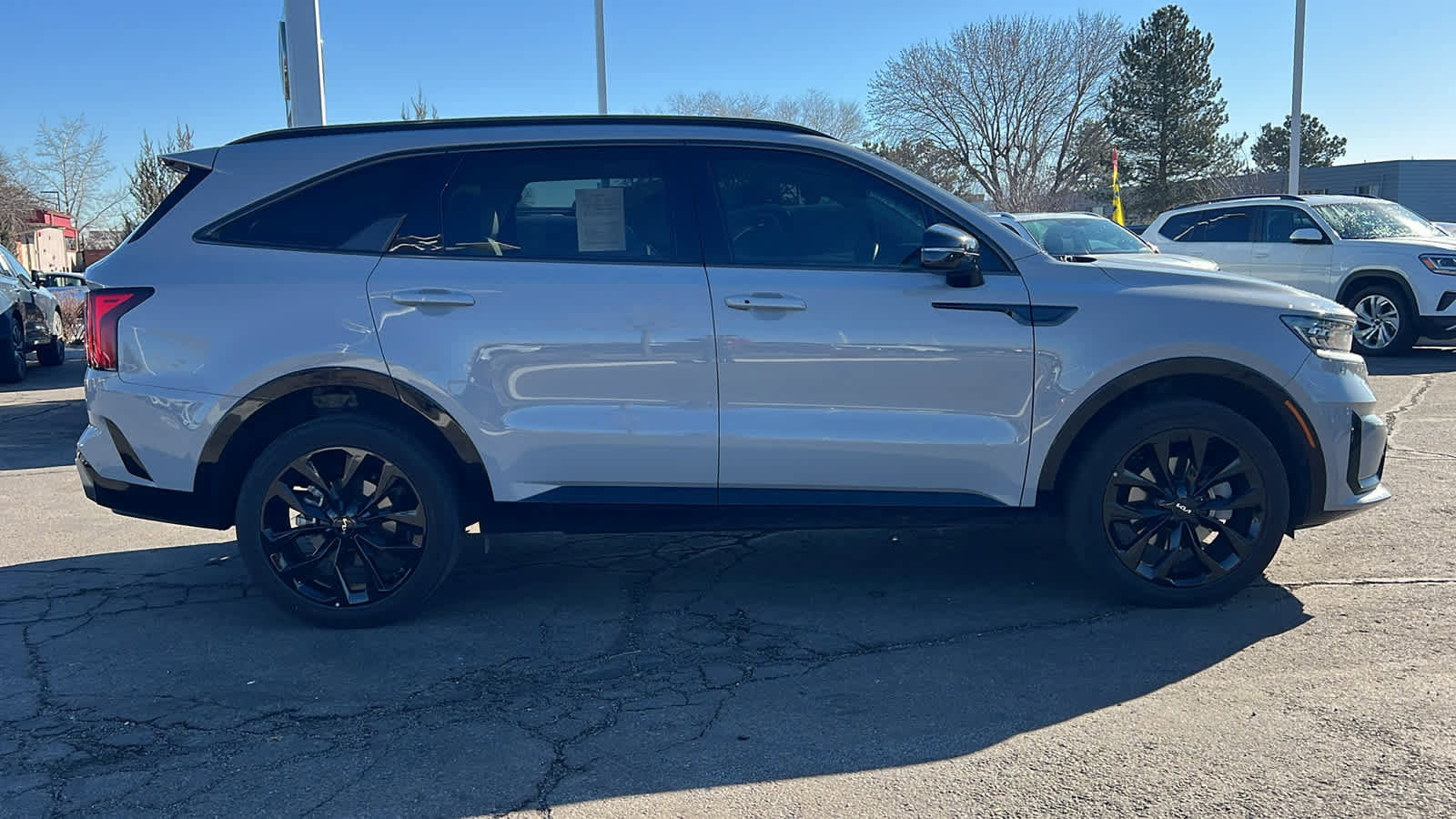 Used 2023 Kia Sorento SX image 4