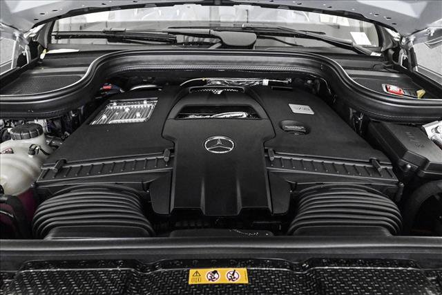New 2026 Mercedes-Benz GLS 580 4MATIC image 25