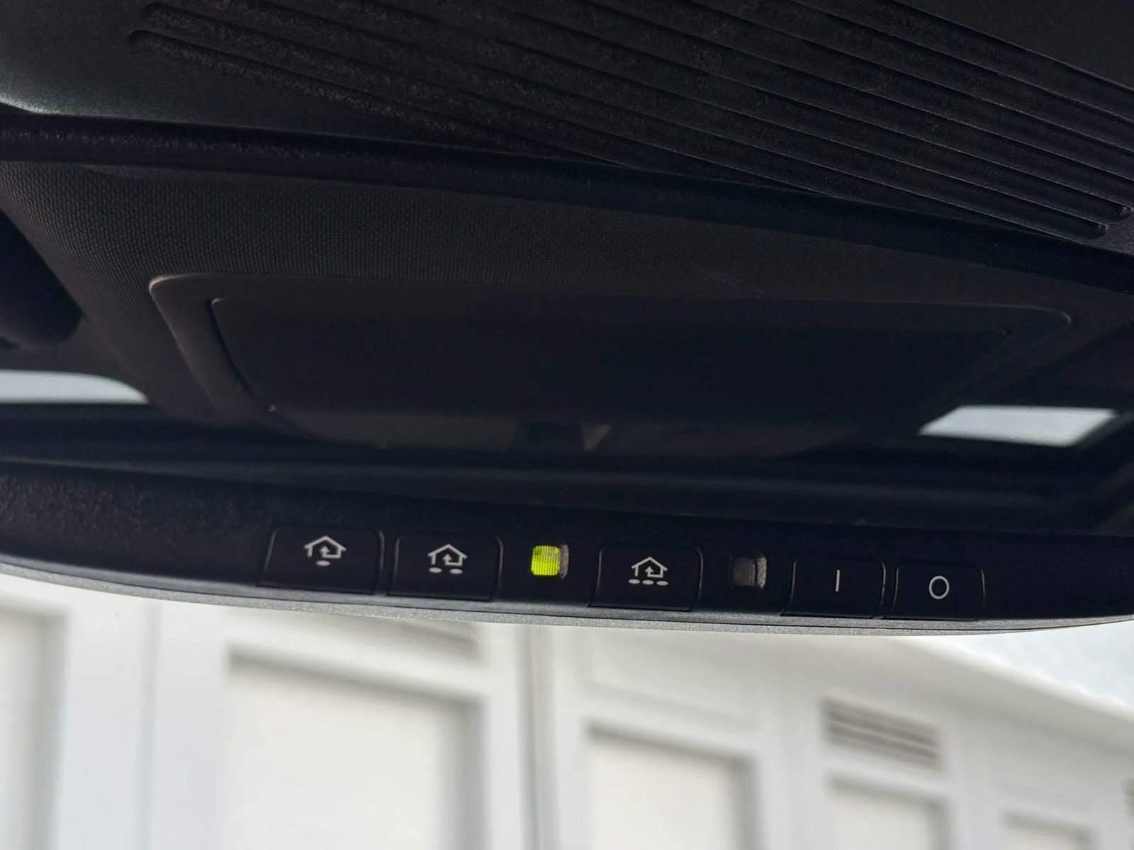 Used 2019 INFINITI Q60 3.0t Luxe w/ Essential Package image 30