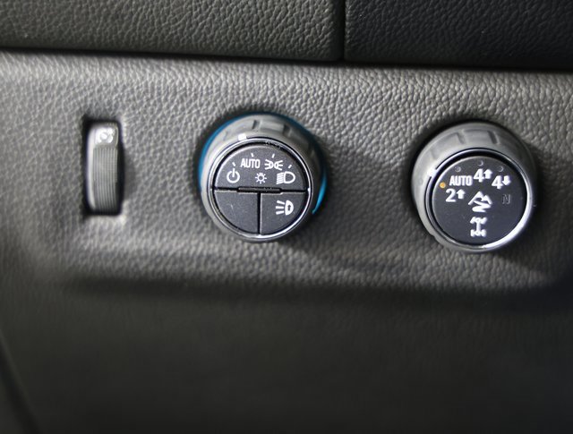 Used 2018 Chevrolet Colorado ZR2 w/ ZR2 Midnight Special Edition image 21