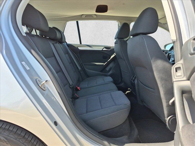 Used 2014 Volkswagen Golf TDI FWD image 18