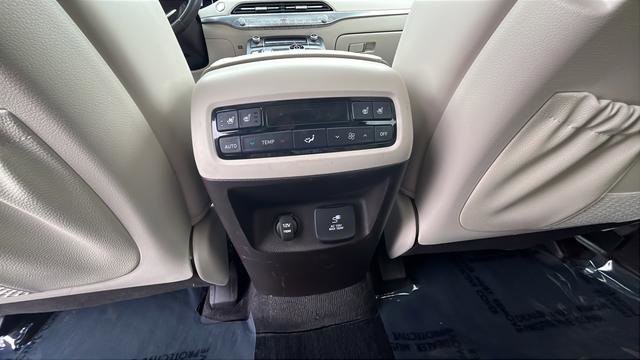 Used 2020 Hyundai Palisade Limited image 24