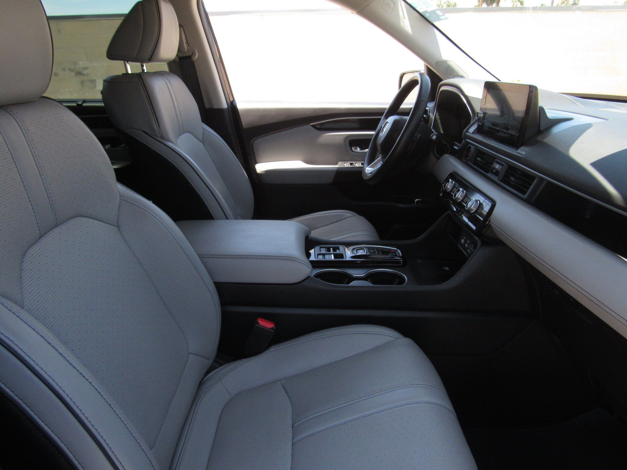 Certified 2023 Honda Pilot Elite image 9