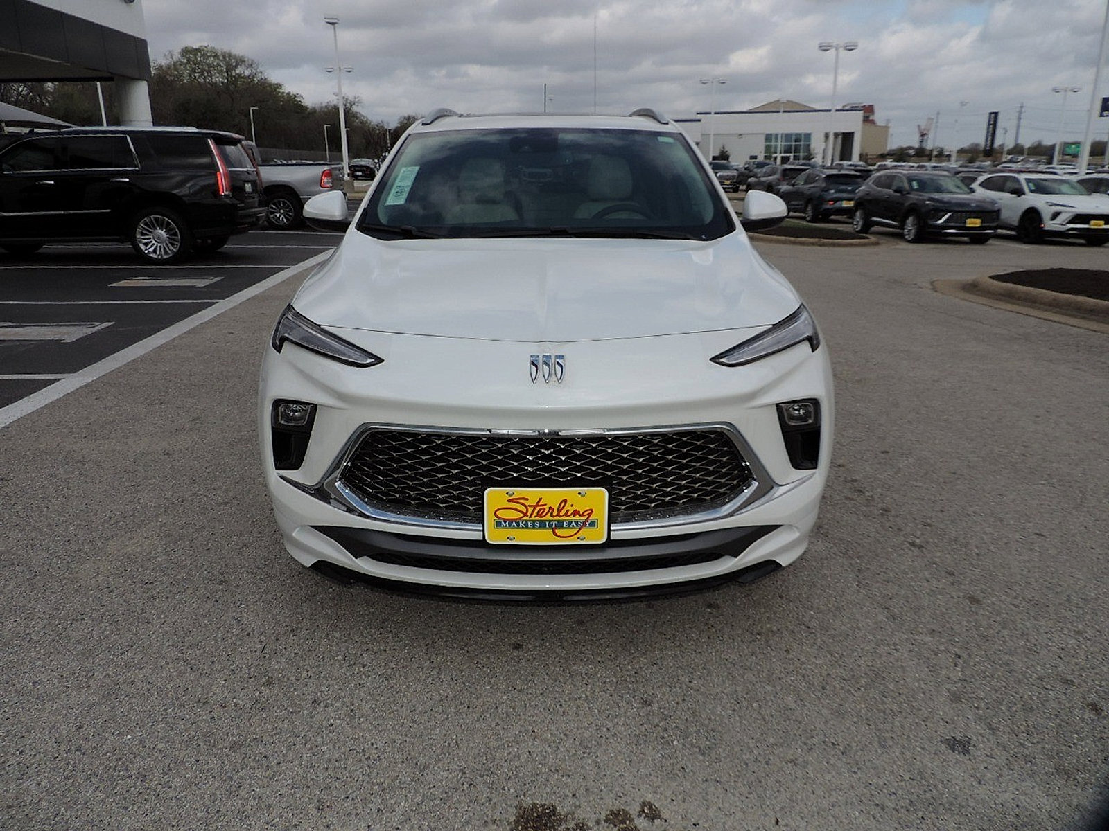 New 2026 Buick Encore GX Avenir FWD image 2