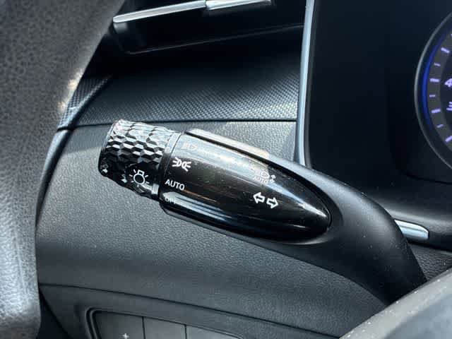 Used 2023 Hyundai Tucson SE FWD image 27