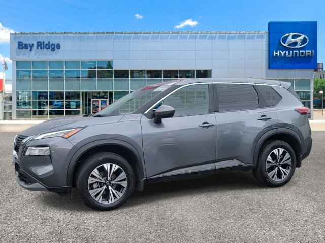 Used 2023 Nissan Rogue SV AWD/4WD image 5
